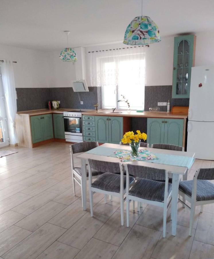 Rodzinny Apartament Na Kaszubach Brusy Exterior foto